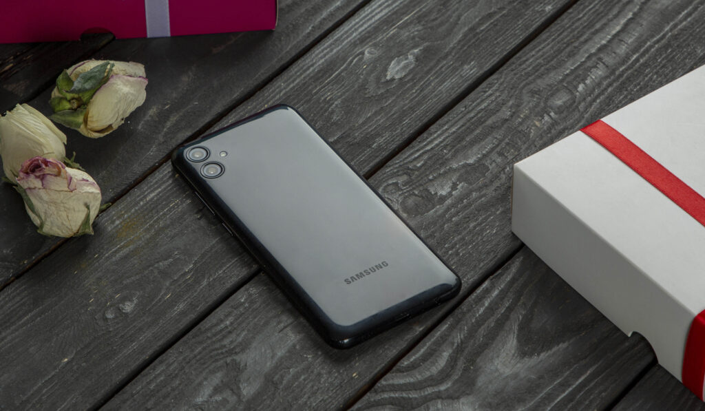گوشی موبایل سامسونگ مدل Galaxy A04 (RAM 3) ظرفیت 32GB 6 گوشی موبایل سامسونگ مدل Galaxy A04 (RAM 3) ظرفیت 32GB