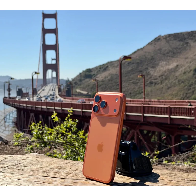 گوشی موبایل اپل مدل iPhone 17 Pro ZAA تک سیم کارت + eSim ظرفیت 256 گیگابایت و رم 12 گیگابایت - نات اکتیو (کارکرده)